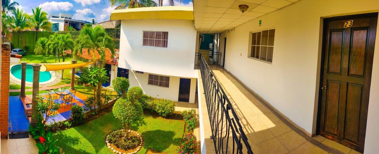 Hotel Santa Elena Antiguo Cuscatlan ภายนอก รูปภาพ
