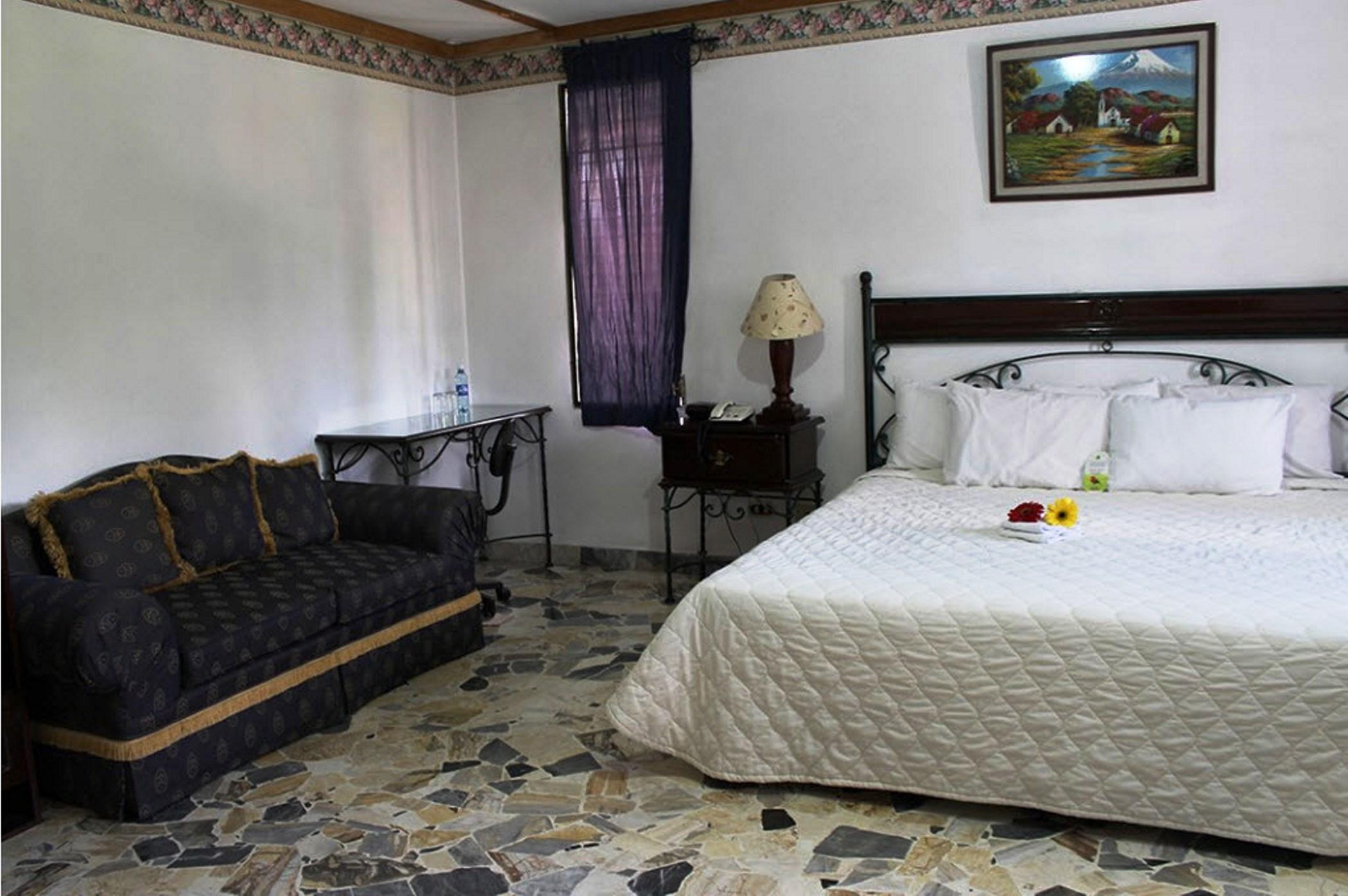 Hotel Santa Elena Antiguo Cuscatlan ภายนอก รูปภาพ