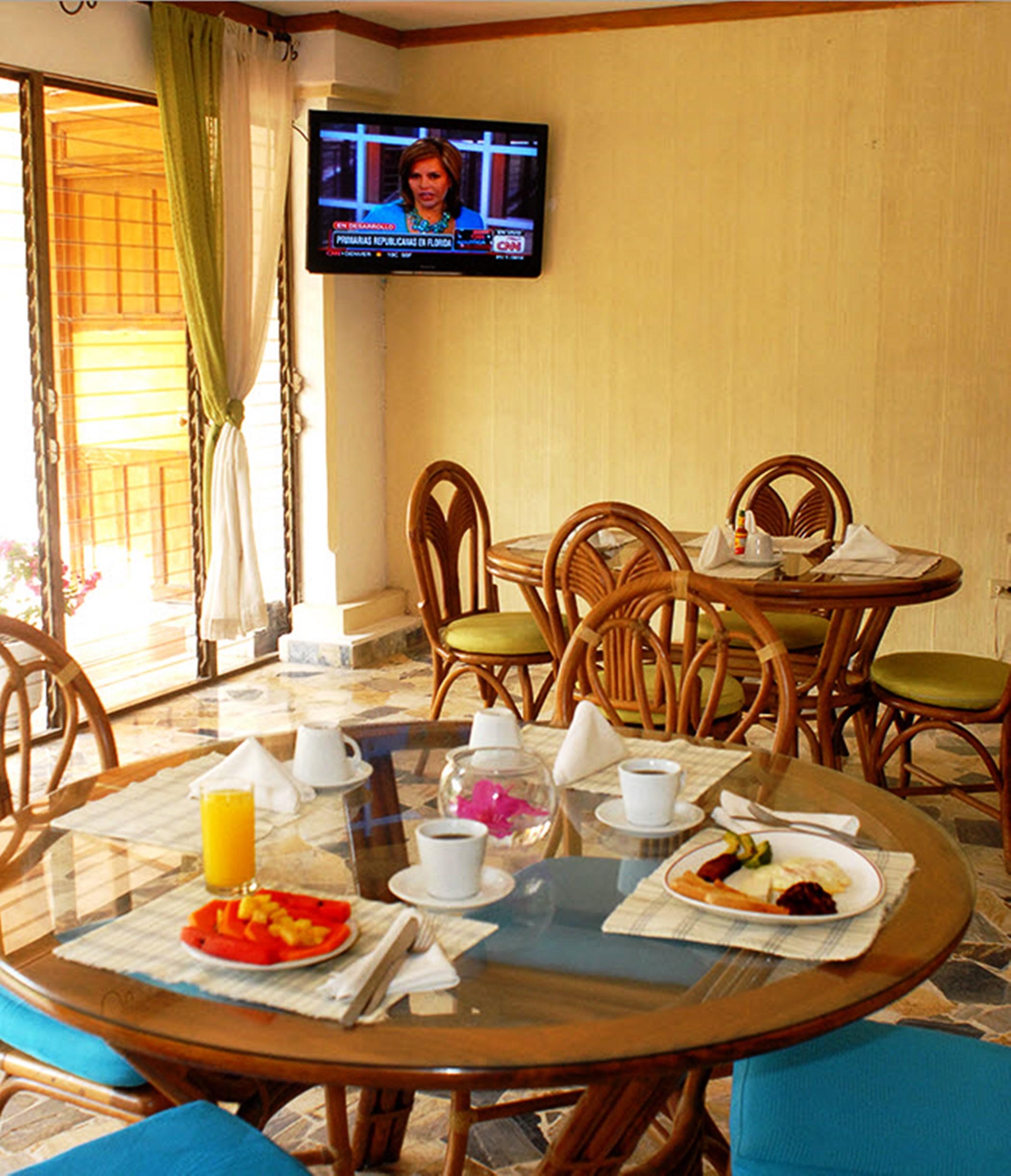 Hotel Santa Elena Antiguo Cuscatlan ภายนอก รูปภาพ