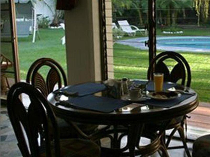 Hotel Santa Elena Antiguo Cuscatlan ภายนอก รูปภาพ