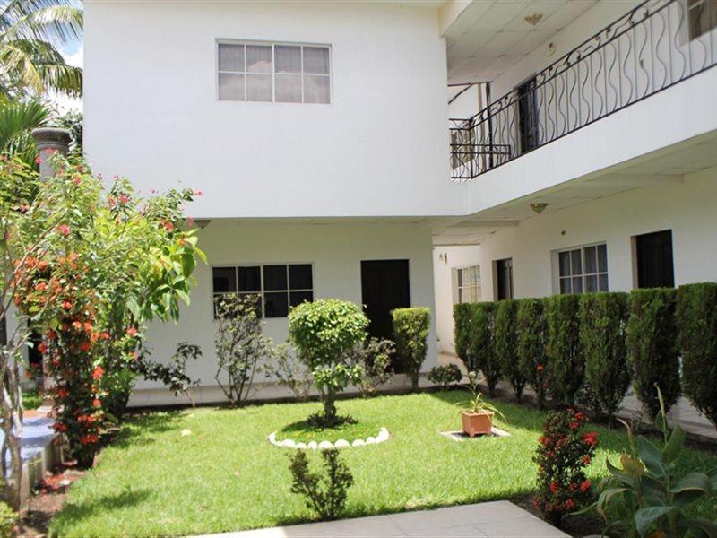 Hotel Santa Elena Antiguo Cuscatlan ภายนอก รูปภาพ